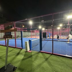 Fairgrounds Public Racket Club - Rosehill - Padel and pickleball court