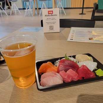 Currents - Large sashimi - Sushi Bars Near Me - Honolulu, Hawaii