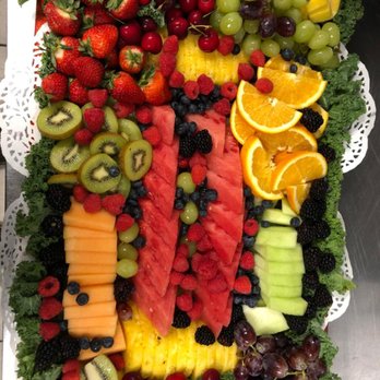 Hobson's Lake Cafe - Fruit tray - Cafes Near Me - Halifax, Nova Scotia