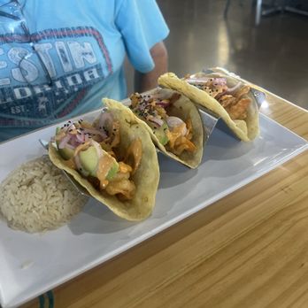 El Viejon - Tacos de Camarón de tortilla de maíz - Seafood Near Me - Irving, Texas El Viejon - Tacos de Camarón de tortilla de maíz - Seafood Near Me - Irving, Texas