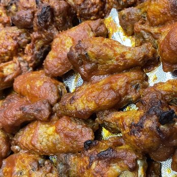 Brass Ring Pub - Buffalo and garlic wings. - Pubs Near Me - North Palm Beach, Florida