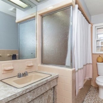 A1 Tub & Tile Refinishers - Bathroom 1 - before - Refinishing Services Near Me A1 Tub & Tile Refinishers - Bathroom 1 - before - Refinishing Services Near Me