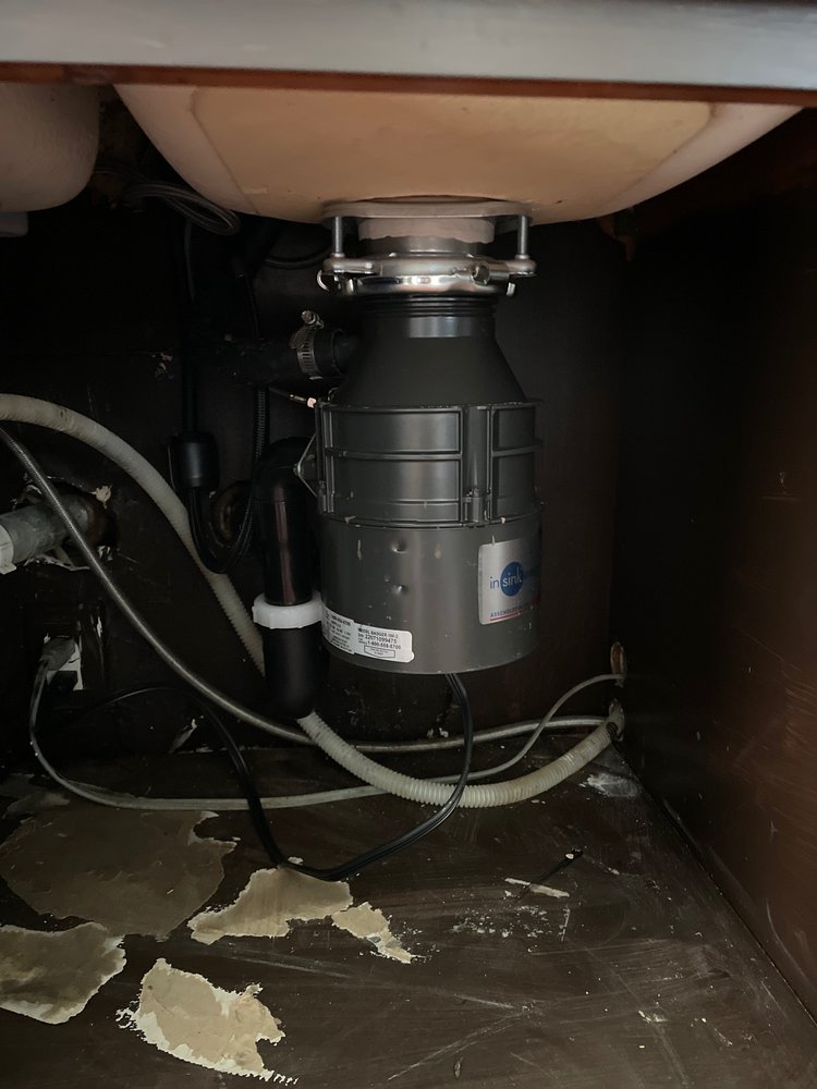 Slide of Juan’s Electric And Handyman