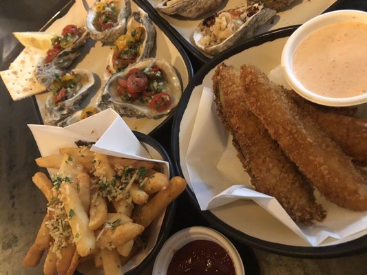 Margaux's Oyster Bar by null