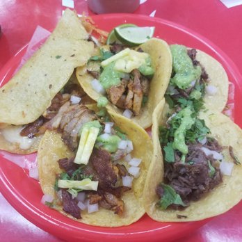 Chilangos Tacos - Taco al pastor, carnitas, quesadilla - Tacos Near Me - Dallas, Texas Chilangos Tacos - Taco al pastor, carnitas, quesadilla - Tacos Near Me - Dallas, Texas