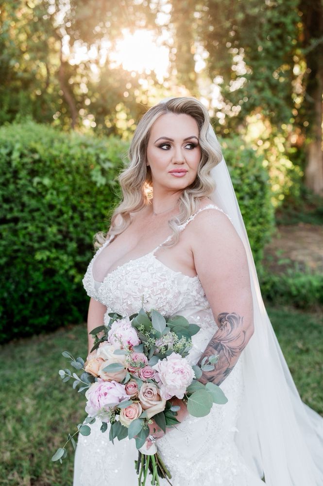 All Around Glam Logo