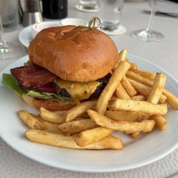 Marisol - Cheeseburger - Seafood Near Me - Pismo Beach, California Marisol - Cheeseburger - Seafood Near Me - Pismo Beach, California