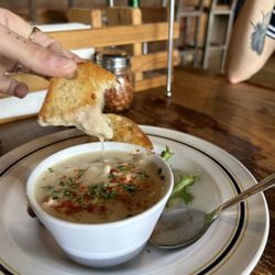 Bandon Brewing Company - Clam chowder
