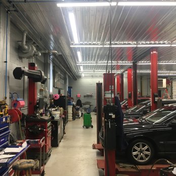 Eccles Auto Service - Shop - Auto Repair Near Me - Dundas, Ontario