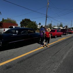 Santos Family Car Show