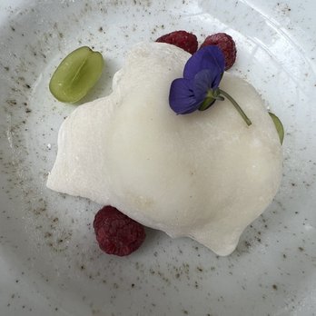 Koku - Lychee ice cream mochi - Japanese Near Me - Ciudad de México, DIF Koku - Lychee ice cream mochi - Japanese Near Me - Ciudad de México, DIF