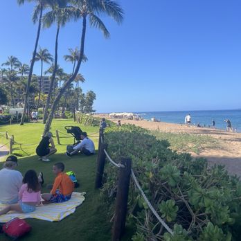 We Paddle Maui - Paddleboarding Near Me - Lahaina, Hawaii We Paddle Maui - Paddleboarding Near Me - Lahaina, Hawaii