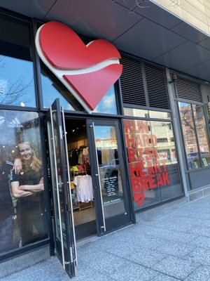 Heartbreak Hill Running Company by null