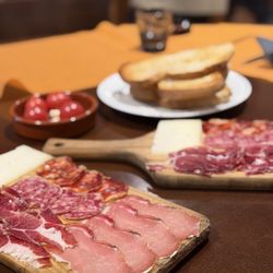 Ca La Manela - Surtido de jamon iberico