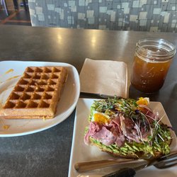 Al Banco - There is no place like Al Banco! The service, the locally sourced ingredients, delicious meals, and coffees are PHENOMENAL!!!!!