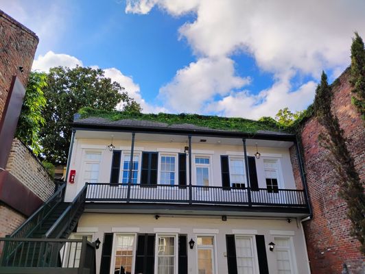 Chateau Hotel New Orleans by null