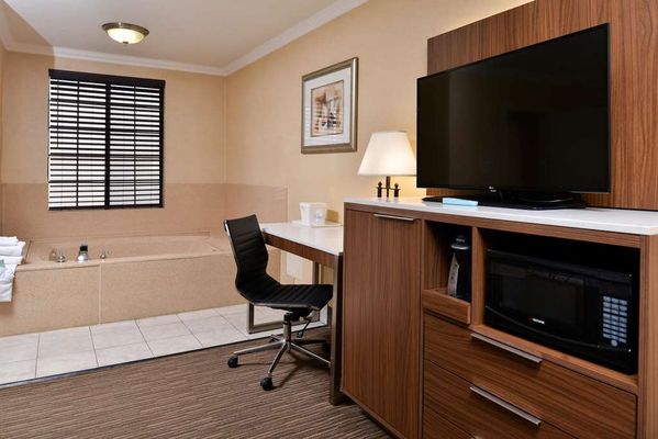 Best Western Hollywood Plaza Hotel - Walk of Fame Film City LA by null