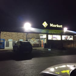 Lowe's Market - Behind Wells Fargo
