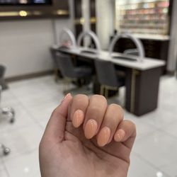 Modern Nail Bar