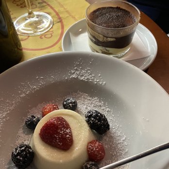 Osteria Alla Staffa - pana cotta - Venetian Near Me - Venezia, VE Osteria Alla Staffa - pana cotta - Venetian Near Me - Venezia, VE