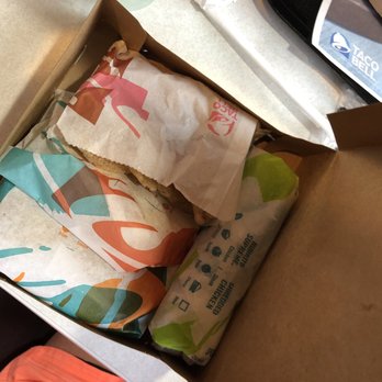 Taco Bell - Chalupa Cravings Box - Fast Food Near Me - Wentzville, Missouri Taco Bell - Chalupa Cravings Box - Fast Food Near Me - Wentzville, Missouri