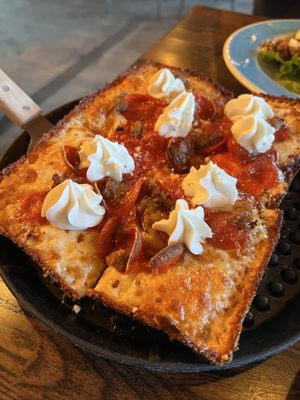 Blue Pan Pizza by null