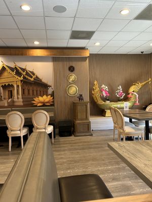 Crane & Elephant by null