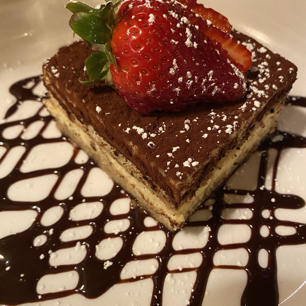Carlucci Rosemont - Tiramisu - Italian Near Me - Rosemont, Illinois Carlucci Rosemont - Tiramisu - Italian Near Me - Rosemont, Illinois