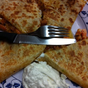 Mariscos La Fiesta - Quesadilla de camarones - Seafood Near Me - Lawndale, California