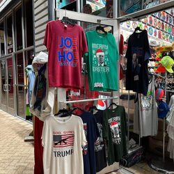 Fric-N-Frac Airbrushing & T-Shirts