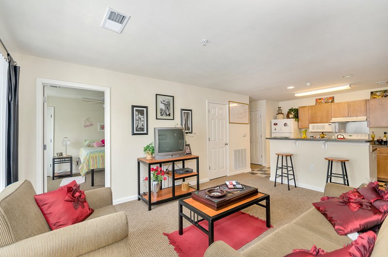 EAGLES LANDING APARTMENT HOMES Updated September 2024 10 Photos