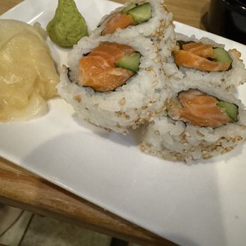 Benihana - San Diego - Happy hour tuna roll - Sushi Bars Near Me - San Diego, California