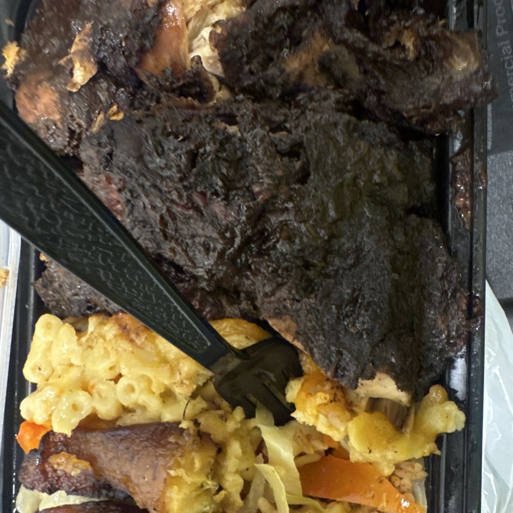 So juicy and flavorful!! Reminds us of back home!! In the Gardens!!! Love it! The best here in Bmore! So juicy and flavorful!! Reminds us of back home!! In the Gardens!!! Love it! The best here in Bmore!
