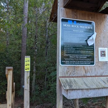 Moss Rock Preserve - Hiking Near Me - Hoover, Alabama