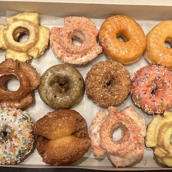 Friendly Donuts - Donuts Near Me - Orange, California Friendly Donuts - Donuts Near Me - Orange, California