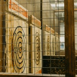 Lizzie’s Axe Throwing