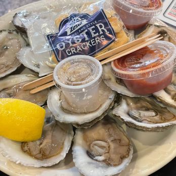 Randazzo's Clam Bar - oysters - Seafood Near Me - Brooklyn, New York