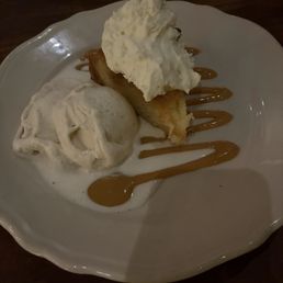 Pear upside down cake