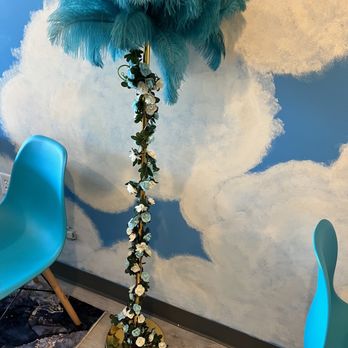 Skyluxx - Pretty tree from the private room - Coffee & Tea Near Me - Tempe, Arizona