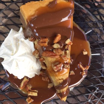 Janssen's Lakefront Restaurant - New American Near Me - Edgemont, Arkansas