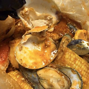 Cap't Loui Seafood Boil - Cajun/Creole Near Me - Los Angeles, California