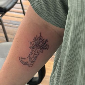 Black 13 Tattoo Parlor - Tattoo Near Me - Nashville, Tennessee Black 13 Tattoo Parlor - Tattoo Near Me - Nashville, Tennessee