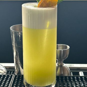 Topa - Gin Fizz - Cocktail Bars Near Me - Detroit, Michigan