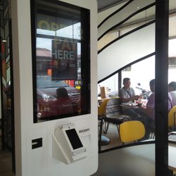 McDonald's - Touchscreen Ordering