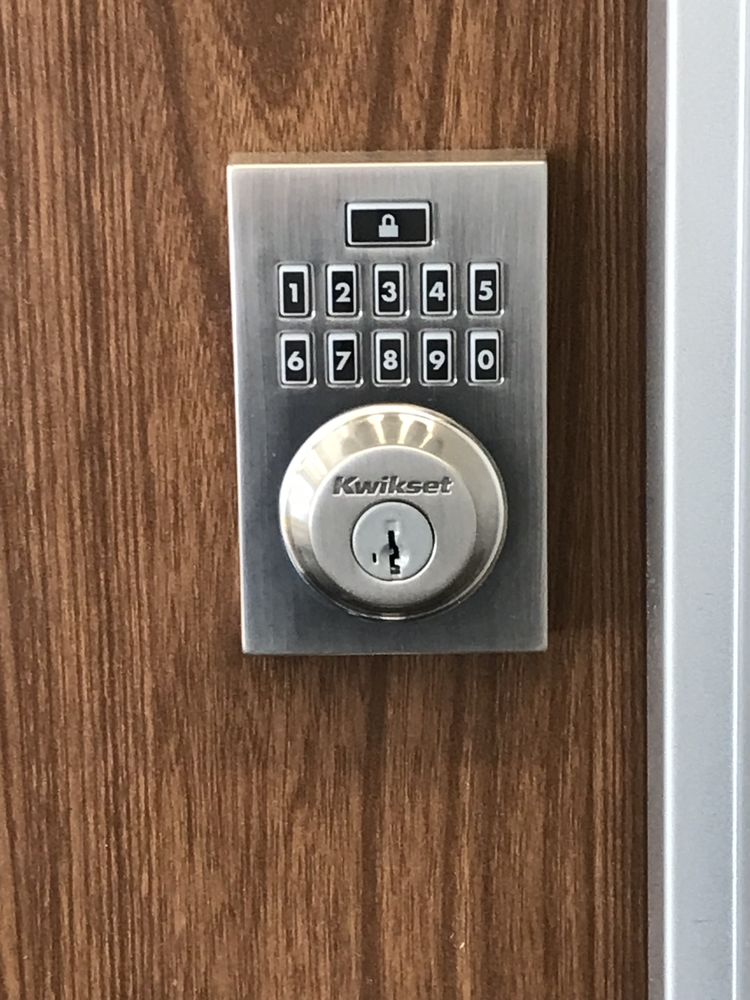 SUTTON’S SIERRA LOCK & KEY Updated August 2024 25 Reviews 245 S Crenshaw St, Visalia