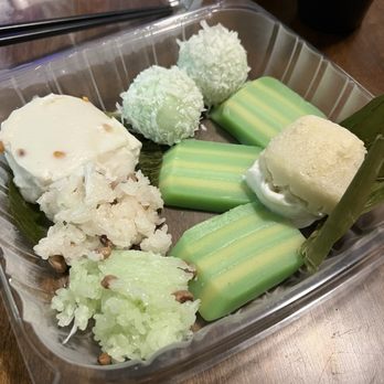 Dessert shop & Bakery - Sweets combo - Desserts Near Me - Lowell, Massachusetts Dessert shop & Bakery - Sweets combo - Desserts Near Me - Lowell, Massachusetts