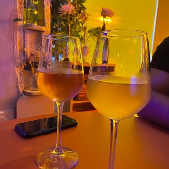 Margot Natural Wine - Wine Bars Near Me - Miami, Florida Margot Natural Wine - Wine Bars Near Me - Miami, Florida