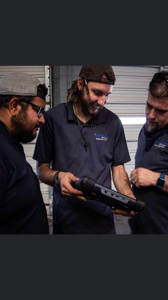 CLEAR QUALITY AUTO GLASS 11 Photos Henderson, Nevada Windshield