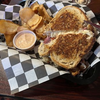 Dave & Ruby’s Oak Grove Tavern - Closeup of my dining partner's Reuben! - Chicken Wings Near Me - Avis, Pennsylvania