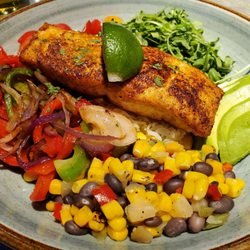 Dave & Buster's Concord - USA - Southwest salmon bowl